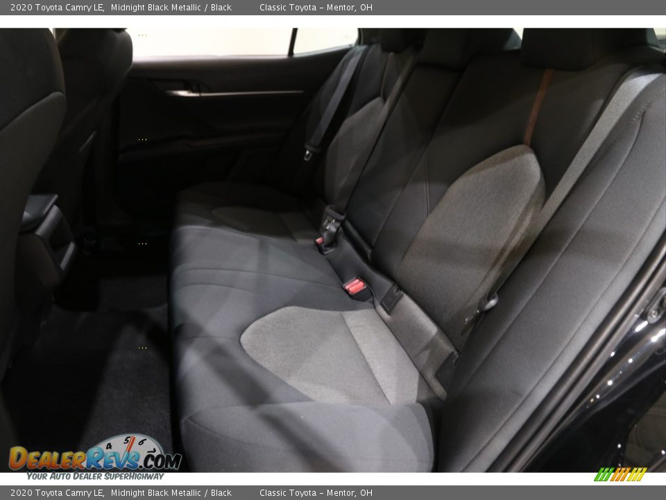 2020 Toyota Camry LE Midnight Black Metallic / Black Photo #16