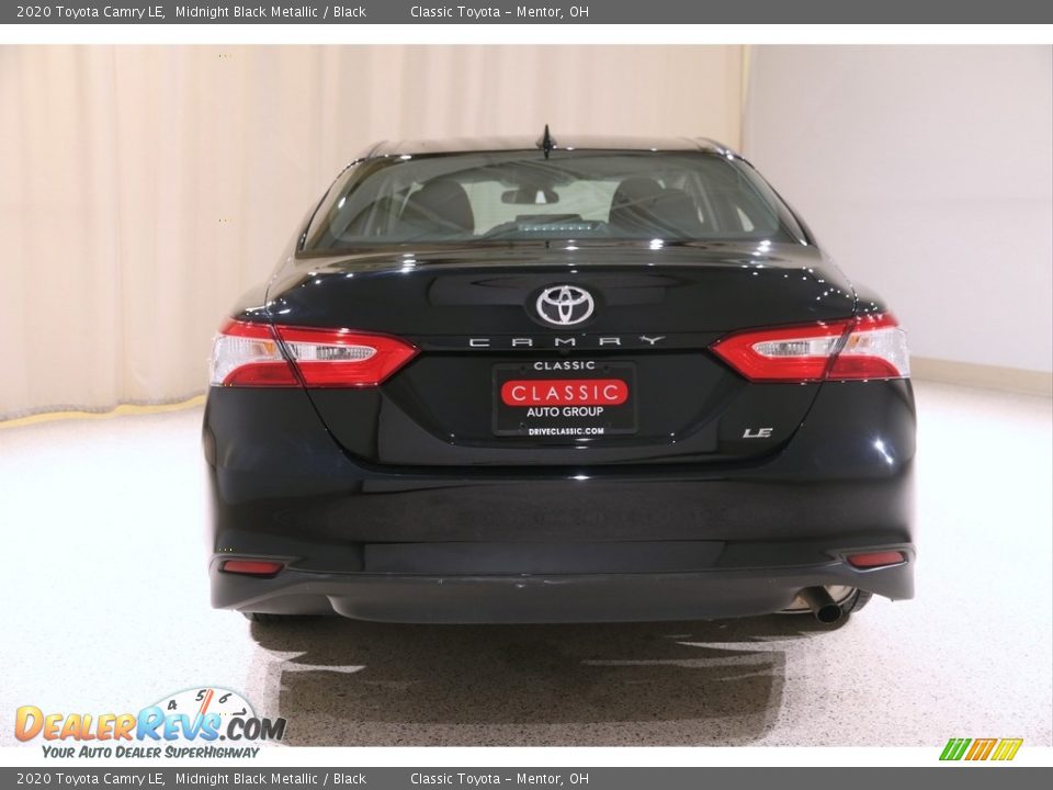 2020 Toyota Camry LE Midnight Black Metallic / Black Photo #18