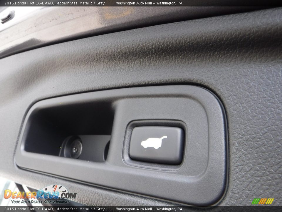 2016 Honda Pilot EX-L AWD Modern Steel Metallic / Gray Photo #30