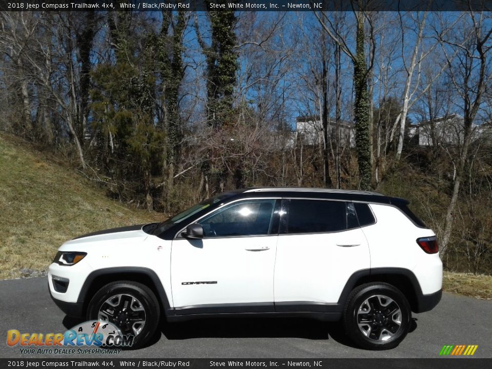 2018 Jeep Compass Trailhawk 4x4 White / Black/Ruby Red Photo #1