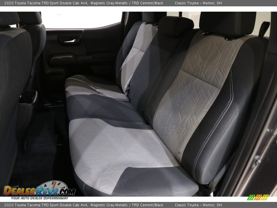 2020 Toyota Tacoma TRD Sport Double Cab 4x4 Magnetic Gray Metallic / TRD Cement/Black Photo #17