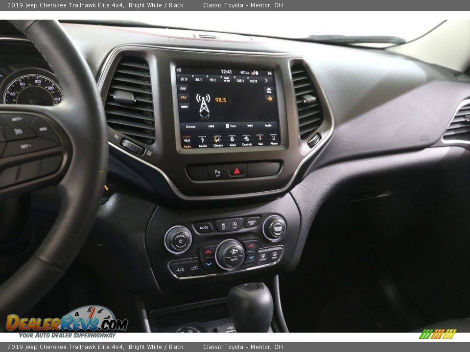 2019 Jeep Cherokee Trailhawk Elite 4x4 Bright White / Black Photo #9