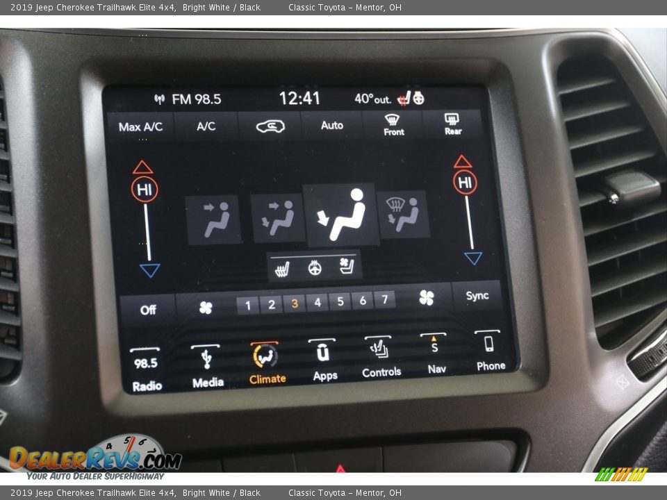 2019 Jeep Cherokee Trailhawk Elite 4x4 Bright White / Black Photo #10