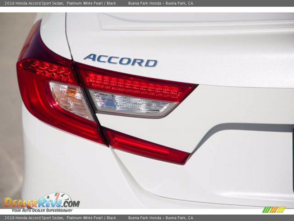 2019 Honda Accord Sport Sedan Platinum White Pearl / Black Photo #10