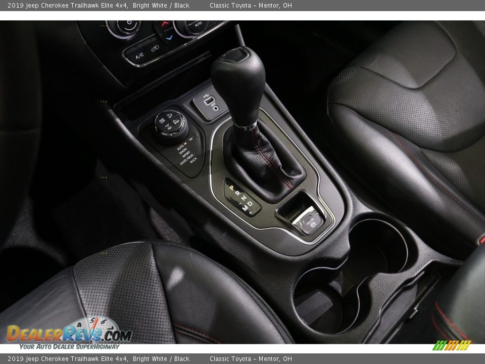 2019 Jeep Cherokee Trailhawk Elite 4x4 Bright White / Black Photo #17