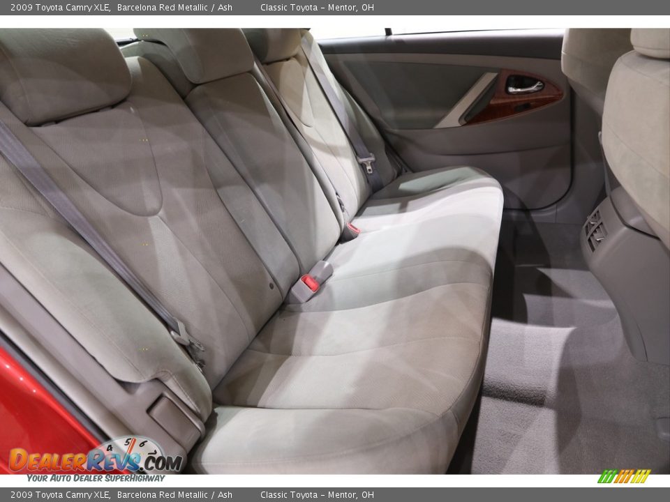 2009 Toyota Camry XLE Barcelona Red Metallic / Ash Photo #16