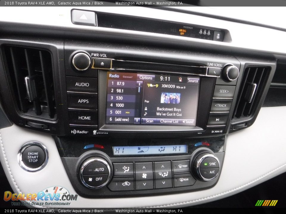 2018 Toyota RAV4 XLE AWD Galactic Aqua Mica / Black Photo #3