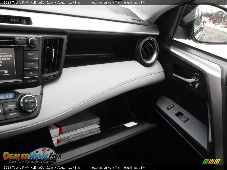 2018 Toyota RAV4 XLE AWD Galactic Aqua Mica / Black Photo #23