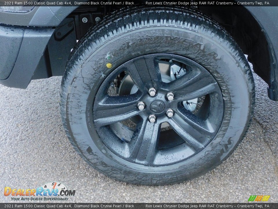 2021 Ram 1500 Classic Quad Cab 4x4 Diamond Black Crystal Pearl / Black Photo #10