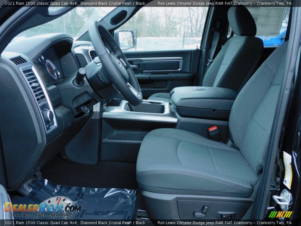2021 Ram 1500 Classic Quad Cab 4x4 Diamond Black Crystal Pearl / Black Photo #11