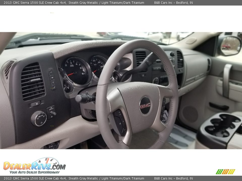 2013 GMC Sierra 1500 SLE Crew Cab 4x4 Stealth Gray Metallic / Light Titanium/Dark Titanium Photo #10