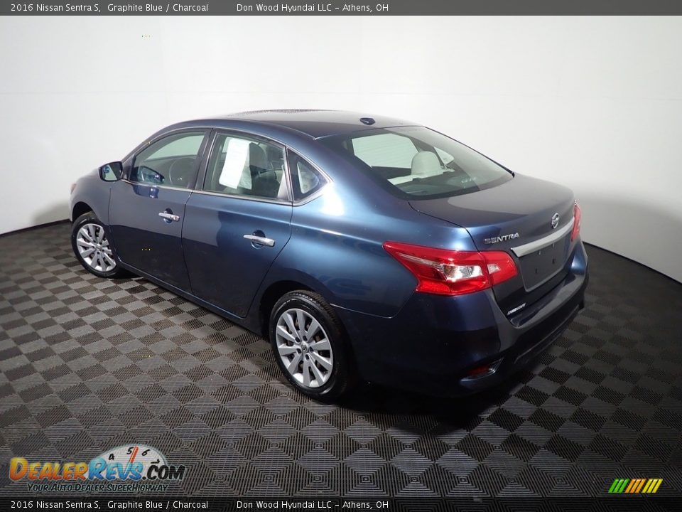 2016 Nissan Sentra S Graphite Blue / Charcoal Photo #12