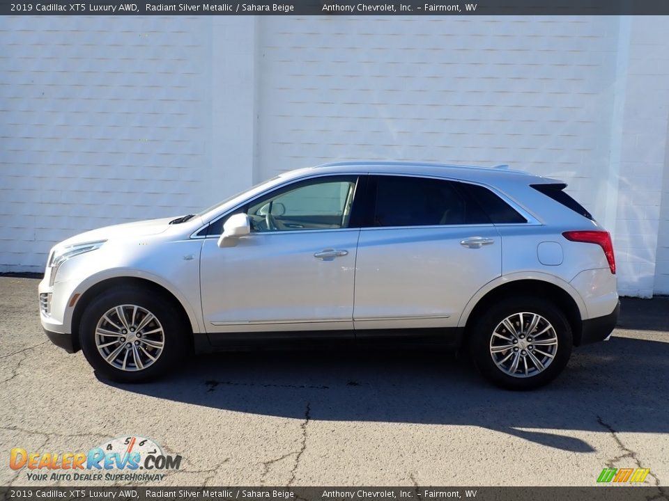 2019 Cadillac XT5 Luxury AWD Radiant Silver Metallic / Sahara Beige Photo #4