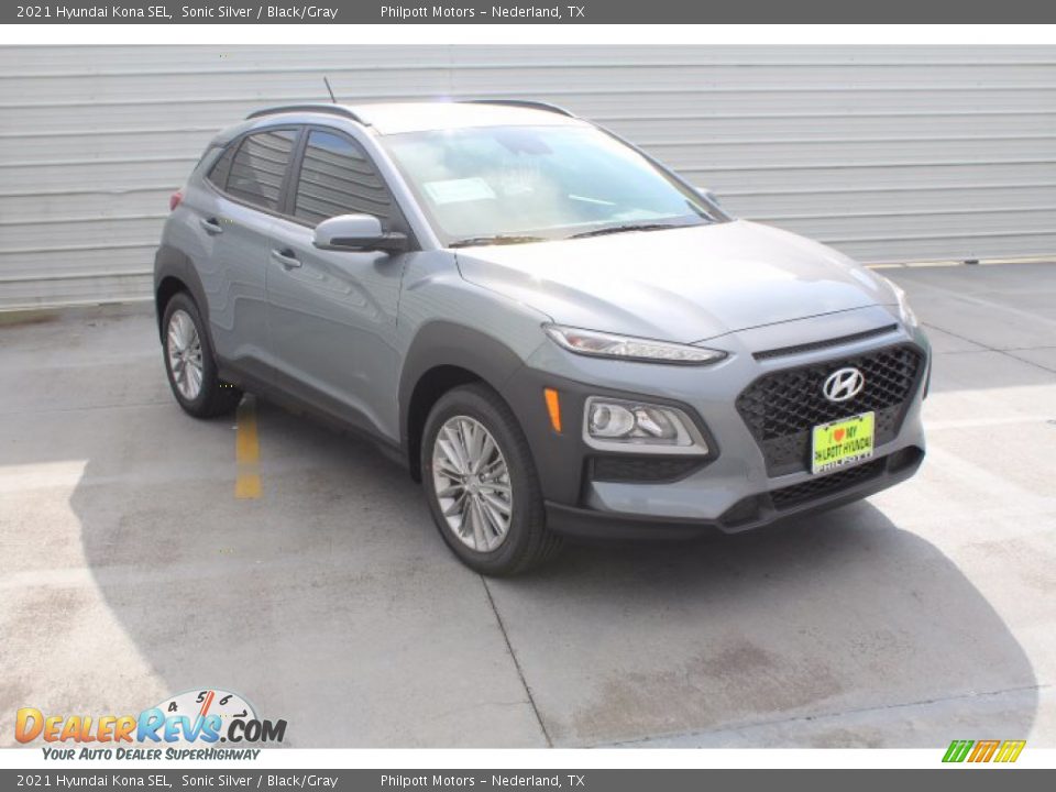 2021 Hyundai Kona SEL Sonic Silver / Black/Gray Photo #2