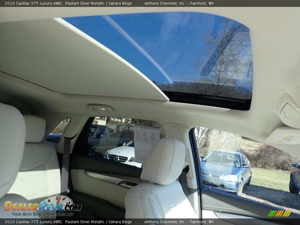 2019 Cadillac XT5 Luxury AWD Radiant Silver Metallic / Sahara Beige Photo #11