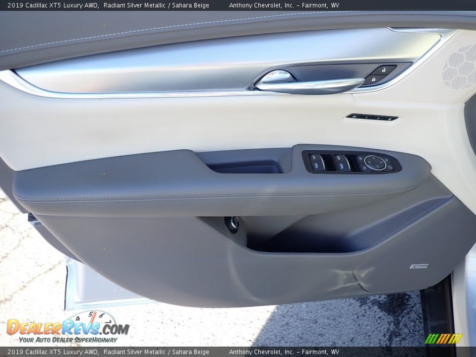 2019 Cadillac XT5 Luxury AWD Radiant Silver Metallic / Sahara Beige Photo #13