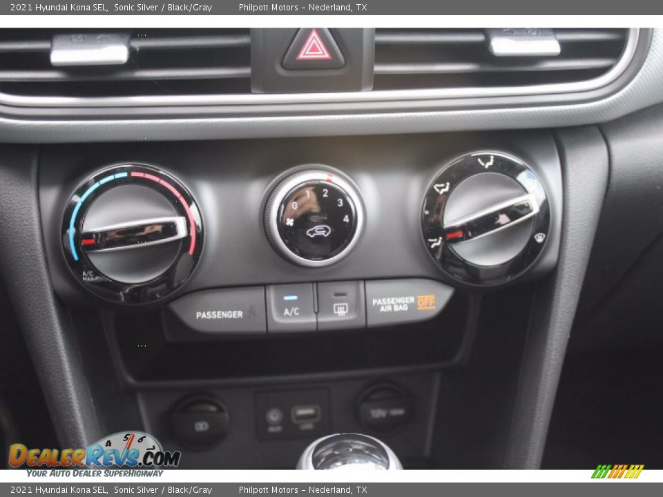 2021 Hyundai Kona SEL Sonic Silver / Black/Gray Photo #16
