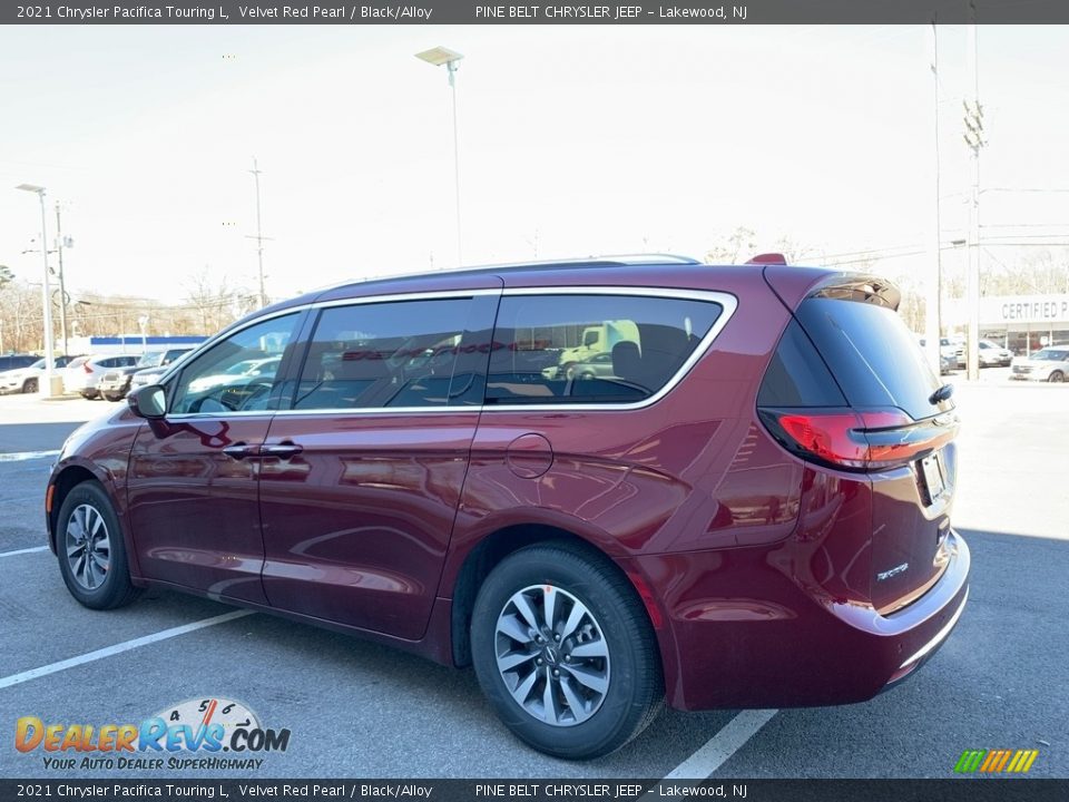 2021 Chrysler Pacifica Touring L Velvet Red Pearl / Black/Alloy Photo #6