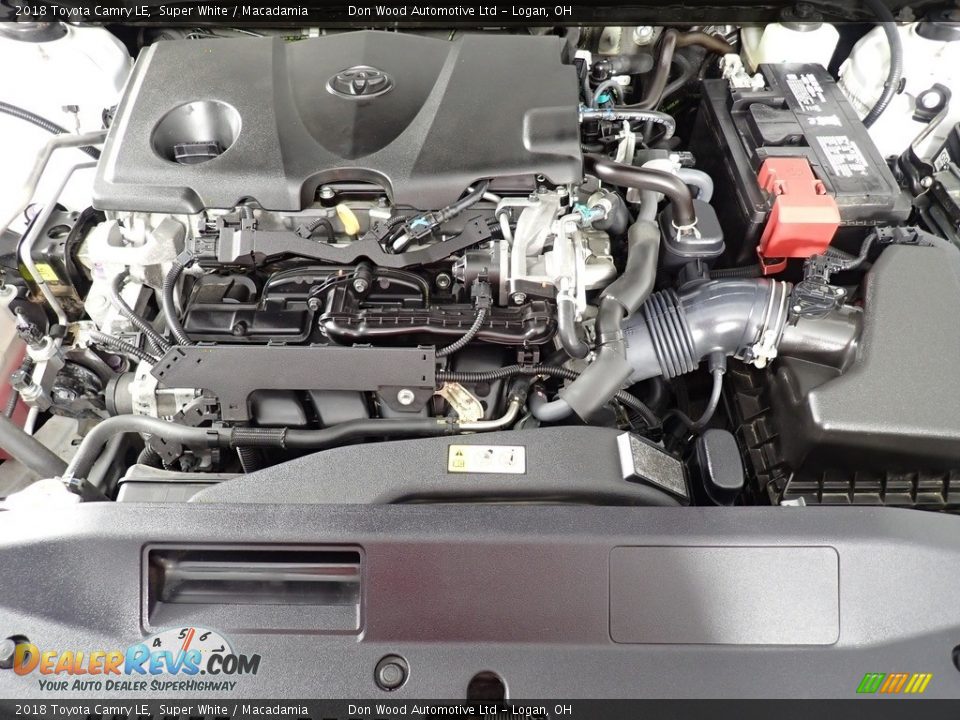 2018 Toyota Camry LE Super White / Macadamia Photo #7