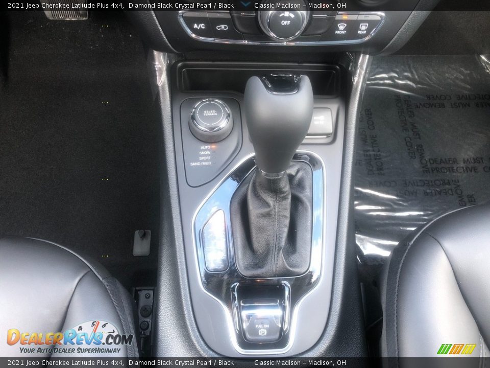 2021 Jeep Cherokee Latitude Plus 4x4 Diamond Black Crystal Pearl / Black Photo #7