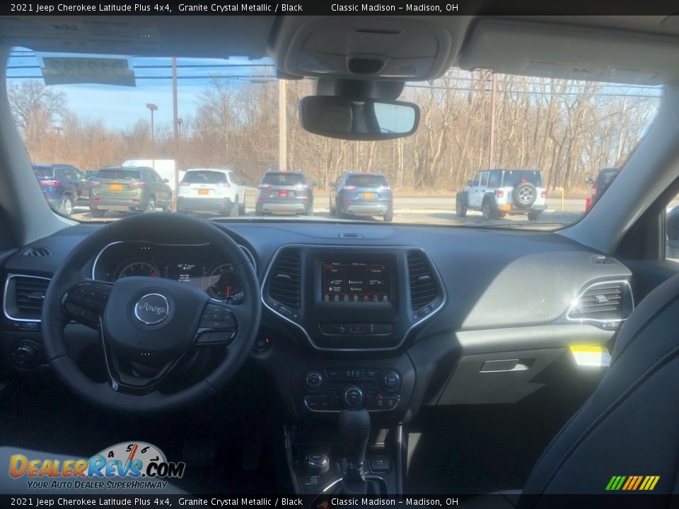 2021 Jeep Cherokee Latitude Plus 4x4 Granite Crystal Metallic / Black Photo #4