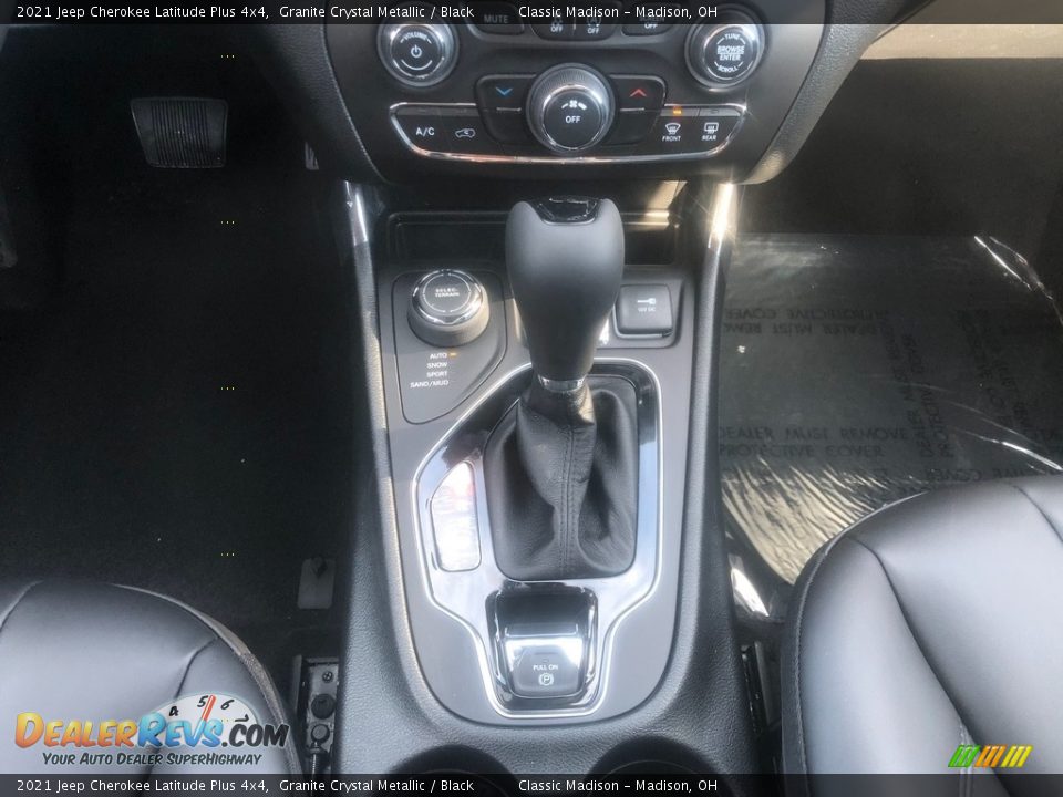 2021 Jeep Cherokee Latitude Plus 4x4 Granite Crystal Metallic / Black Photo #5
