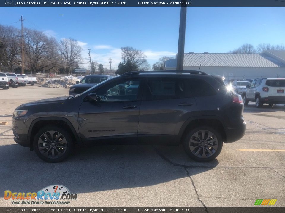 2021 Jeep Cherokee Latitude Lux 4x4 Granite Crystal Metallic / Black Photo #10