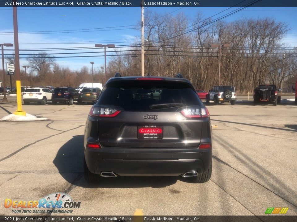 2021 Jeep Cherokee Latitude Lux 4x4 Granite Crystal Metallic / Black Photo #12