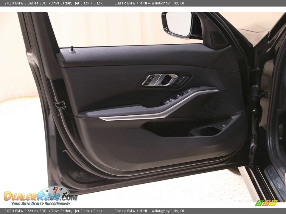 2020 BMW 3 Series 330i xDrive Sedan Jet Black / Black Photo #4