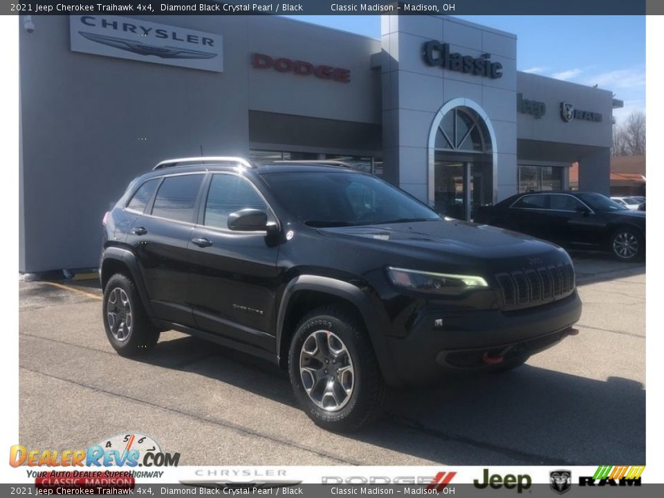 2021 Jeep Cherokee Traihawk 4x4 Diamond Black Crystal Pearl / Black Photo #1