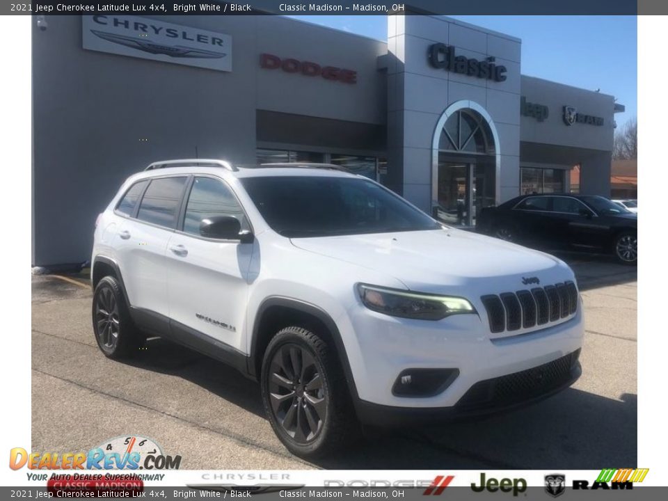 2021 Jeep Cherokee Latitude Lux 4x4 Bright White / Black Photo #1