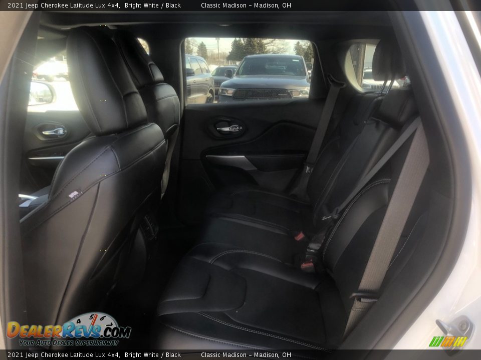 2021 Jeep Cherokee Latitude Lux 4x4 Bright White / Black Photo #3