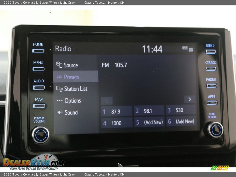 2020 Toyota Corolla LE Super White / Light Gray Photo #10