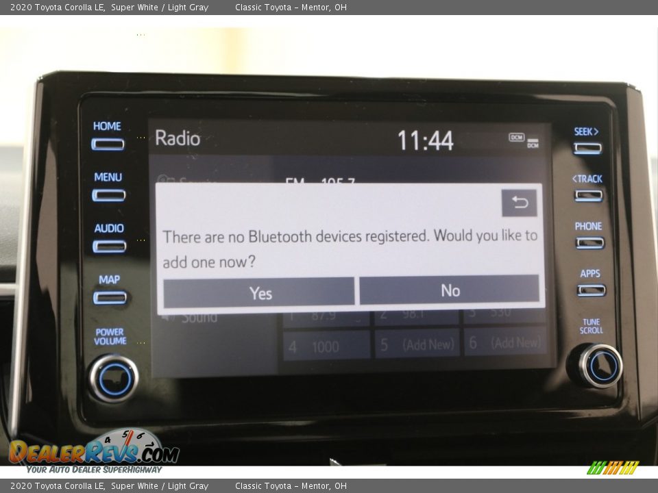 2020 Toyota Corolla LE Super White / Light Gray Photo #11