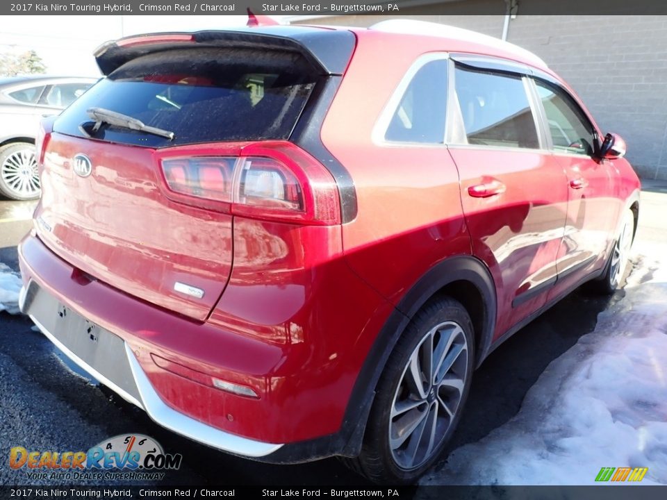 2017 Kia Niro Touring Hybrid Crimson Red / Charcoal Photo #3