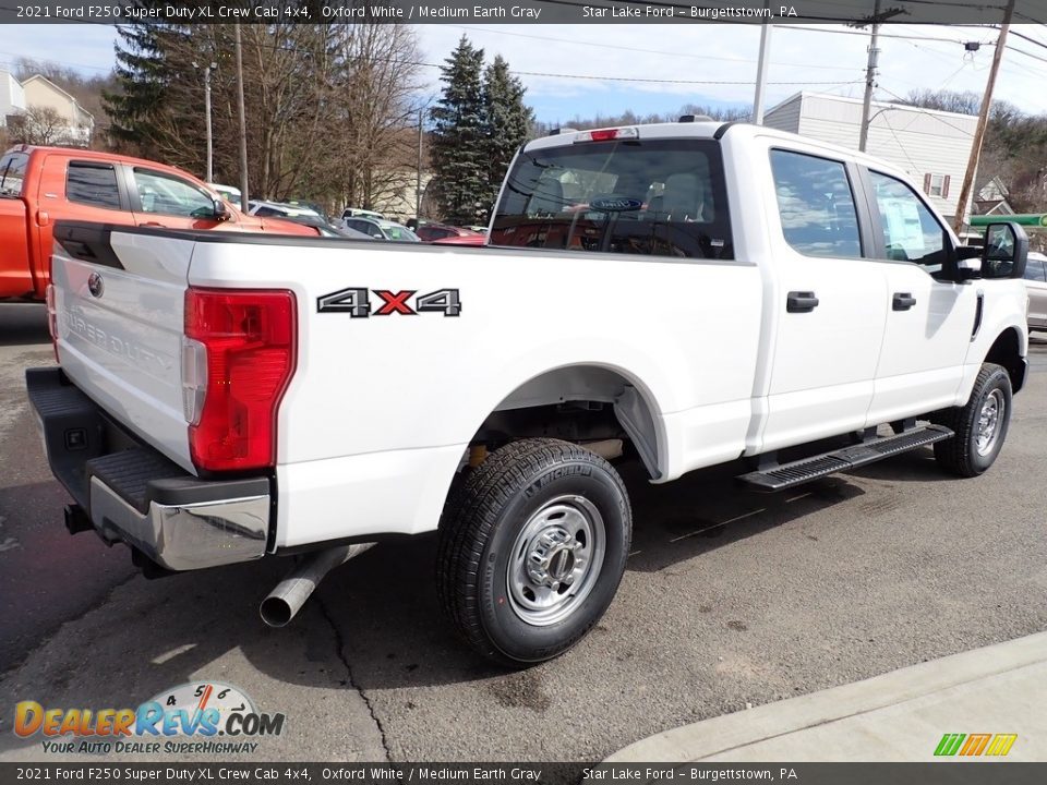 2021 Ford F250 Super Duty XL Crew Cab 4x4 Oxford White / Medium Earth Gray Photo #5