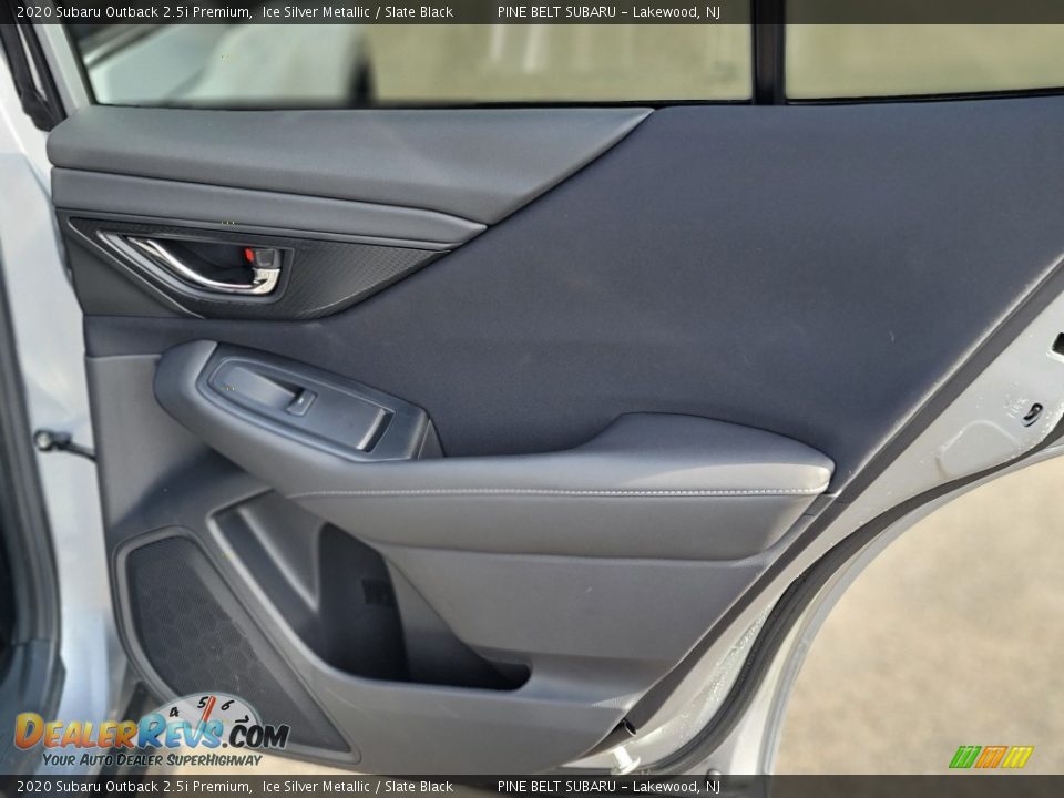 2020 Subaru Outback 2.5i Premium Ice Silver Metallic / Slate Black Photo #25