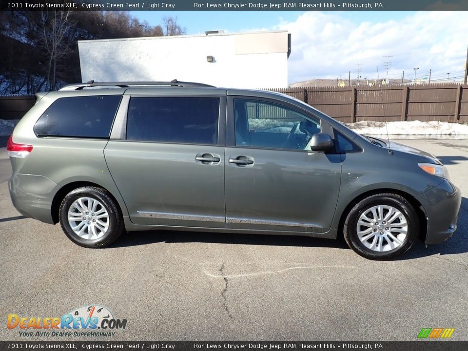 2011 Toyota Sienna XLE Cypress Green Pearl / Light Gray Photo #7