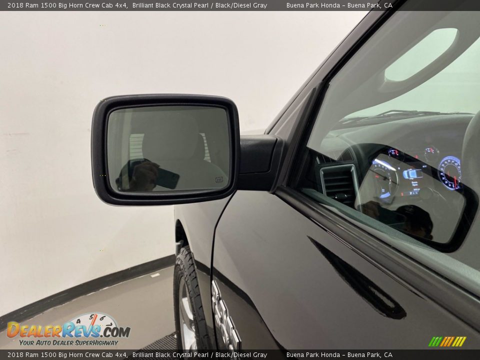 2018 Ram 1500 Big Horn Crew Cab 4x4 Brilliant Black Crystal Pearl / Black/Diesel Gray Photo #30