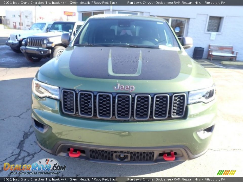 2021 Jeep Grand Cherokee Trailhawk 4x4 Green Metallic / Ruby Red/Black Photo #9