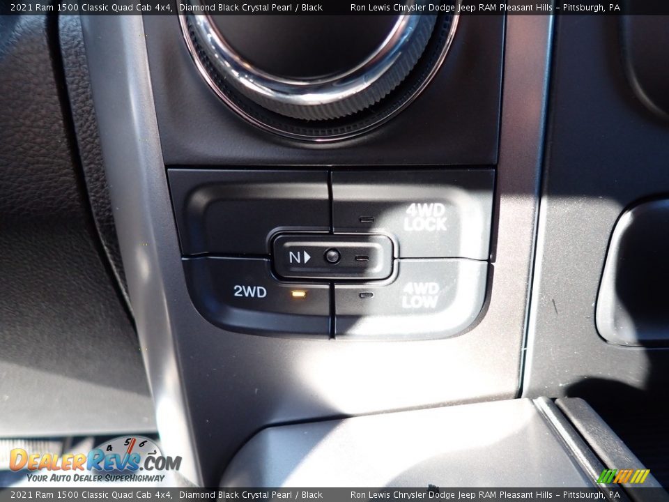 2021 Ram 1500 Classic Quad Cab 4x4 Diamond Black Crystal Pearl / Black Photo #17