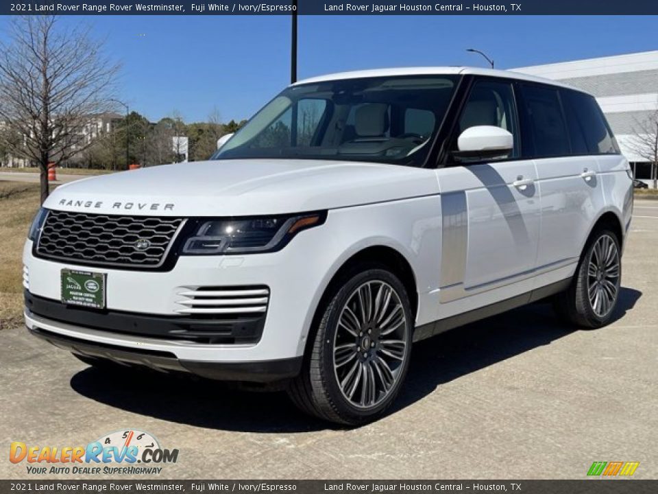 Front 3/4 View of 2021 Land Rover Range Rover Westminster Photo #2