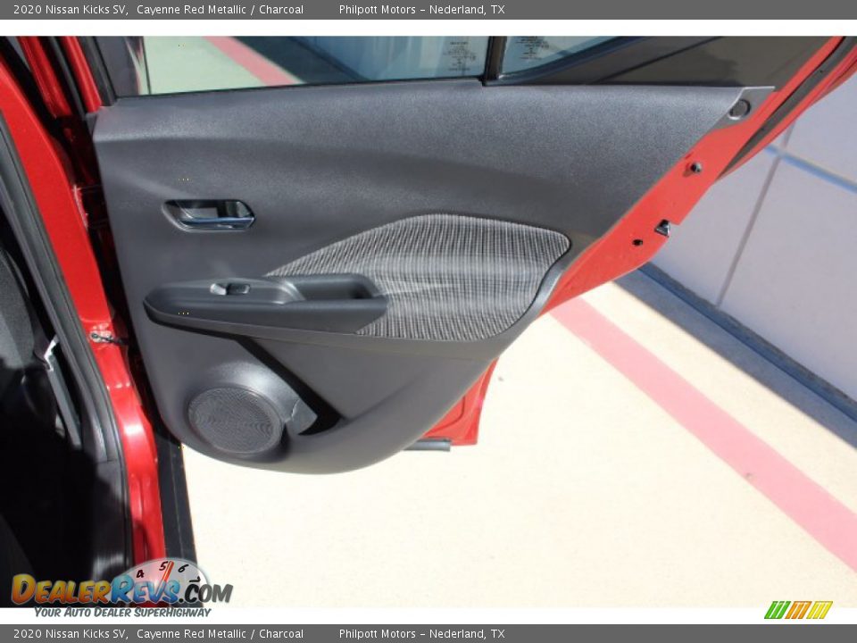 2020 Nissan Kicks SV Cayenne Red Metallic / Charcoal Photo #23