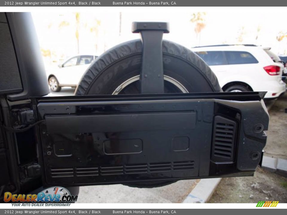 2012 Jeep Wrangler Unlimited Sport 4x4 Black / Black Photo #28