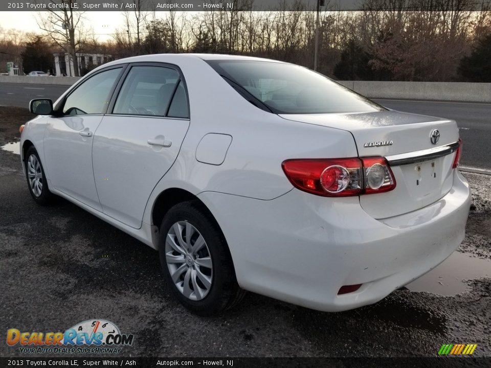 2013 Toyota Corolla LE Super White / Ash Photo #5