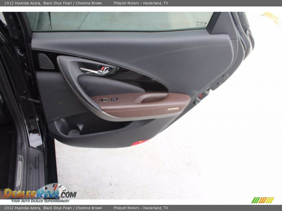 2012 Hyundai Azera Black Onyx Pearl / Chestnut Brown Photo #26