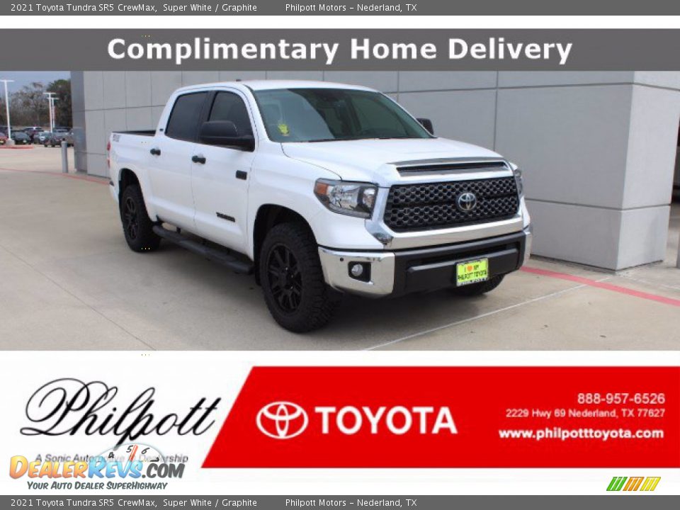 2021 Toyota Tundra SR5 CrewMax Super White / Graphite Photo #1