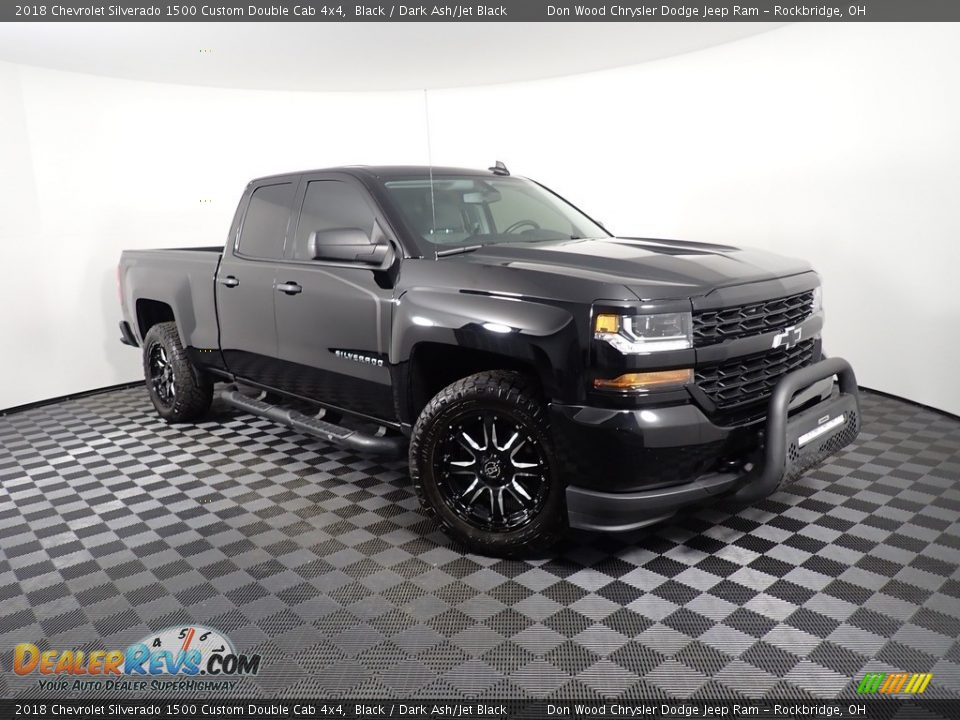 2018 Chevrolet Silverado 1500 Custom Double Cab 4x4 Black / Dark Ash/Jet Black Photo #3