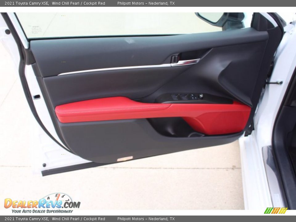 2021 Toyota Camry XSE Wind Chill Pearl / Cockpit Red Photo #9