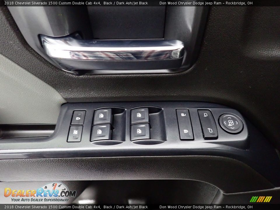 Door Panel of 2018 Chevrolet Silverado 1500 Custom Double Cab 4x4 Photo #20